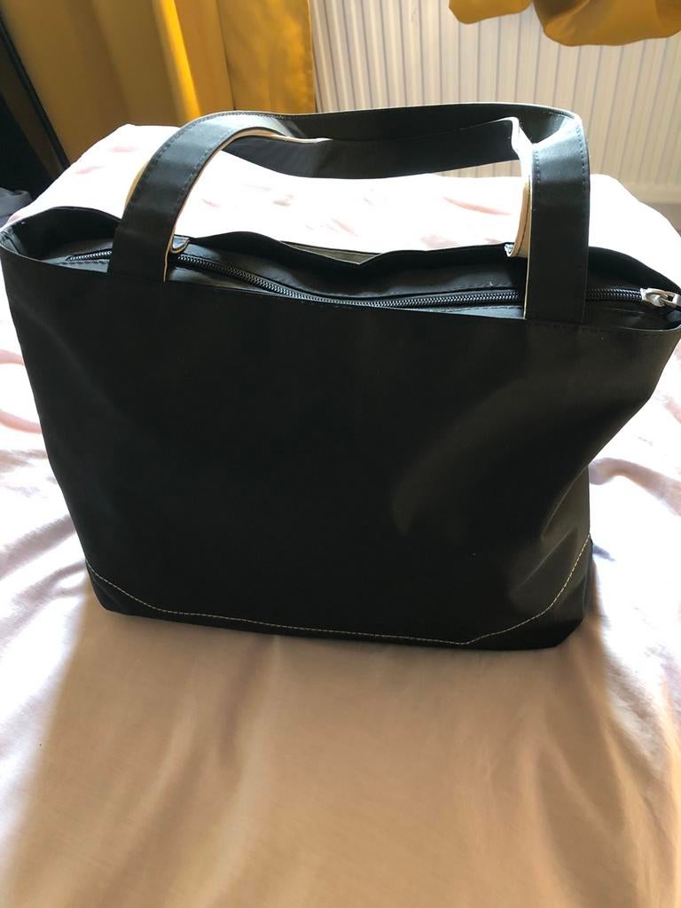Medela swing maxi - handsfree, Ophalen of Verzenden, Zo goed als nieuw, Borstkolf