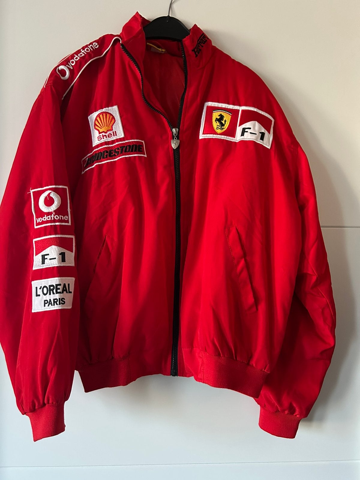 Michael Schumacher Ferrari F1 Racing Jas, Ophalen of Verzenden, Zo goed als nieuw, Maat 52/54 (L), Rood