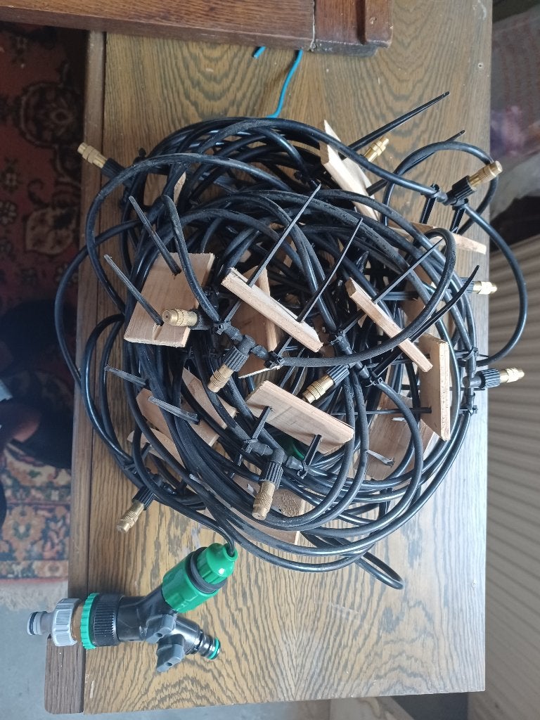 nevelset voor tuin 2x 11mtr met verdeler, Tuin en Terras, Ophalen of Verzenden, Zo goed als nieuw, Nevelsproeier