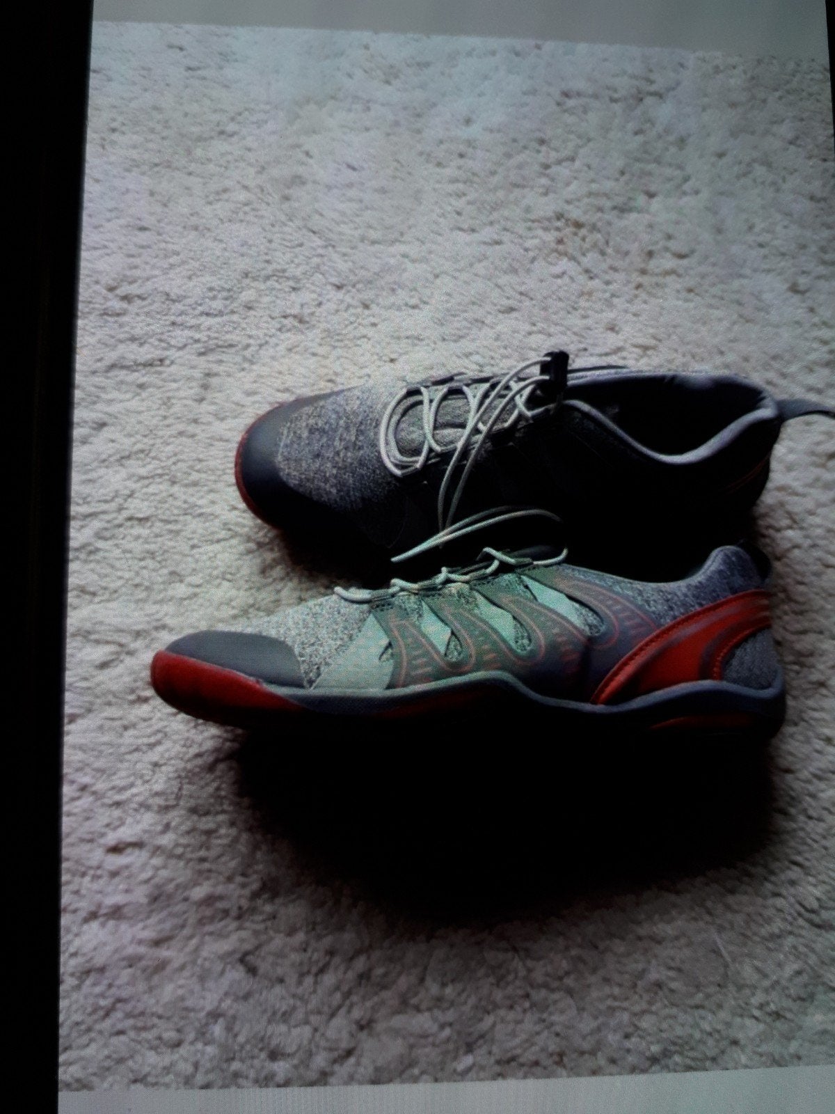 SPORTSCHOENEN NIEUW MAAT 38 KLEUR GRIJS CYCLAAM, Ophalen of Verzenden, Nieuw, Overige typen, Overige merken