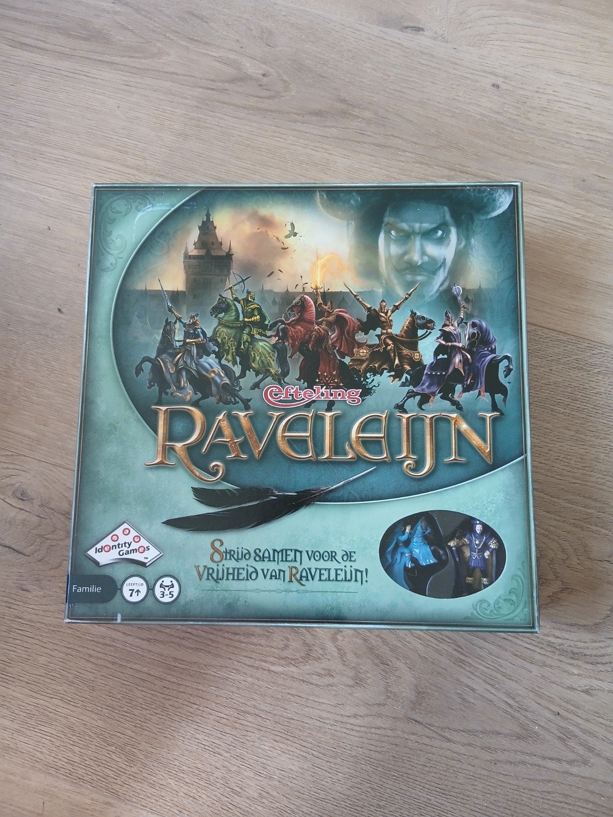 Raveleijn bordspel, Vijf spelers of meer, Ophalen of Verzenden, Zo goed als nieuw, Identity Games International BV