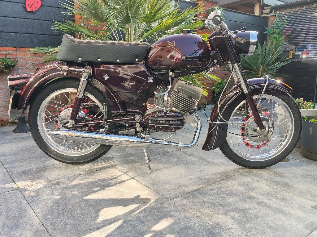 zundapp motor 125 Kenteken, Ophalen, Overige modellen, Maximaal 45 km/u, 125 cc