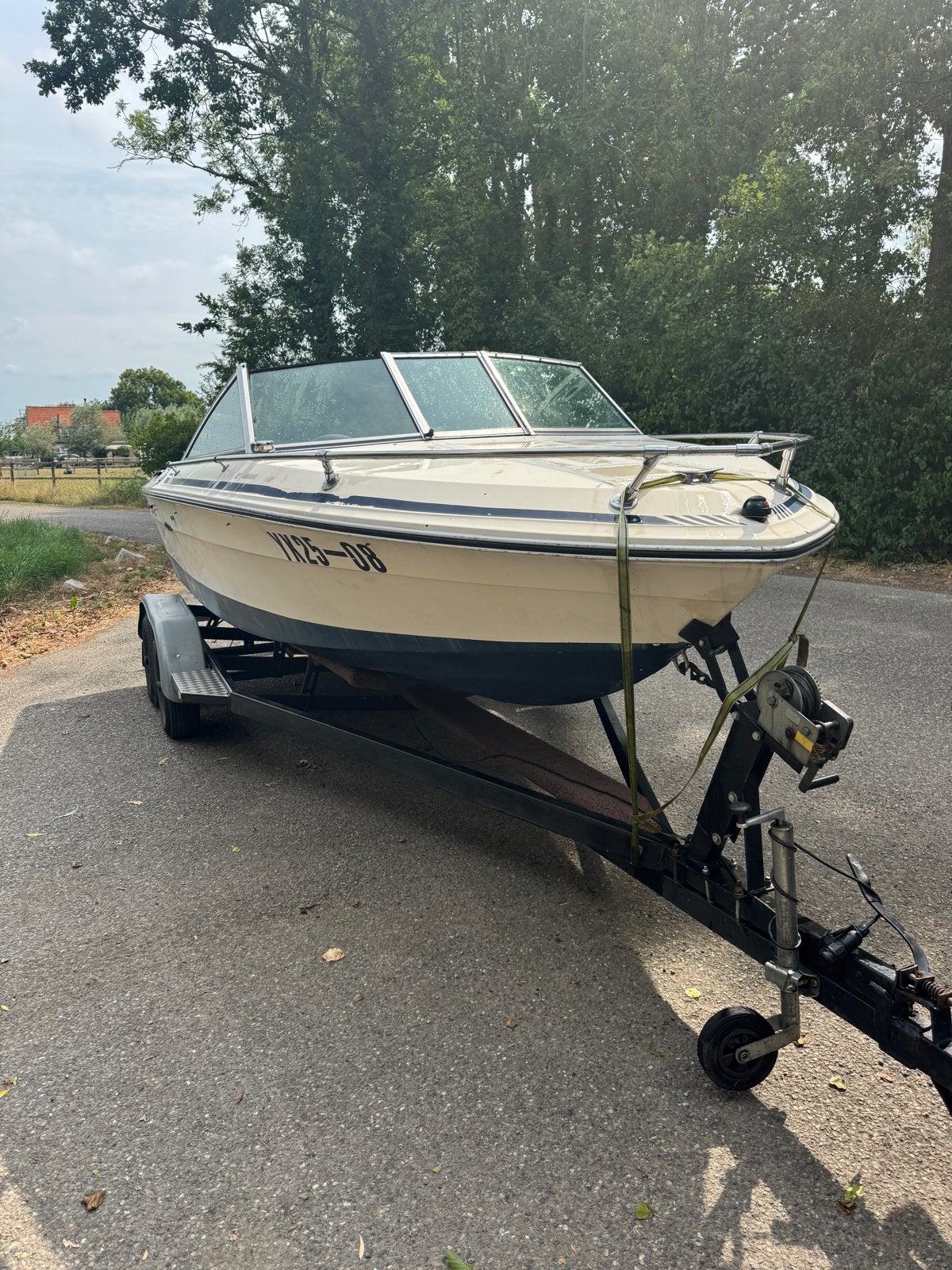 Sea Ray Speedboot met Trailer - Opknapper, Watersport en Boten, Ophalen, Gebruikt, Binnenboordmotor, Trailer