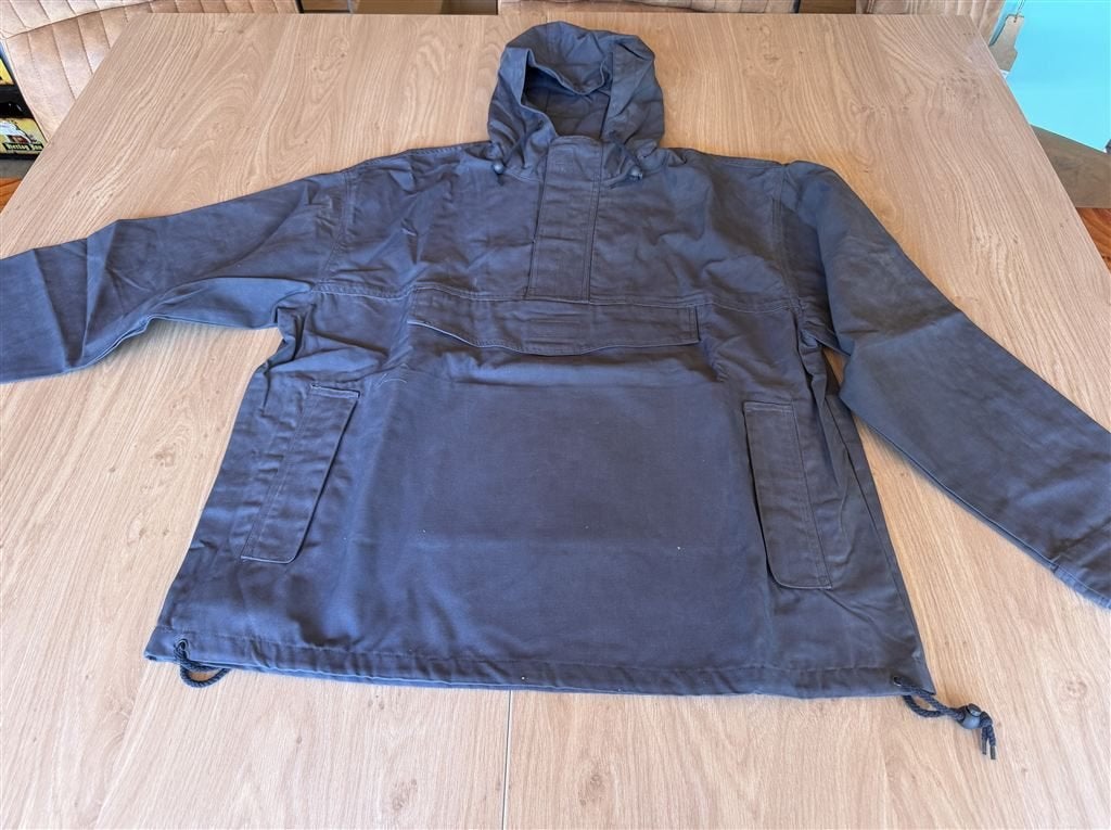 Dames/Heren Jas met Capuchon - Maat M, Ophalen of Verzenden, Zo goed als nieuw, Maat 38/40 (M), Zwart