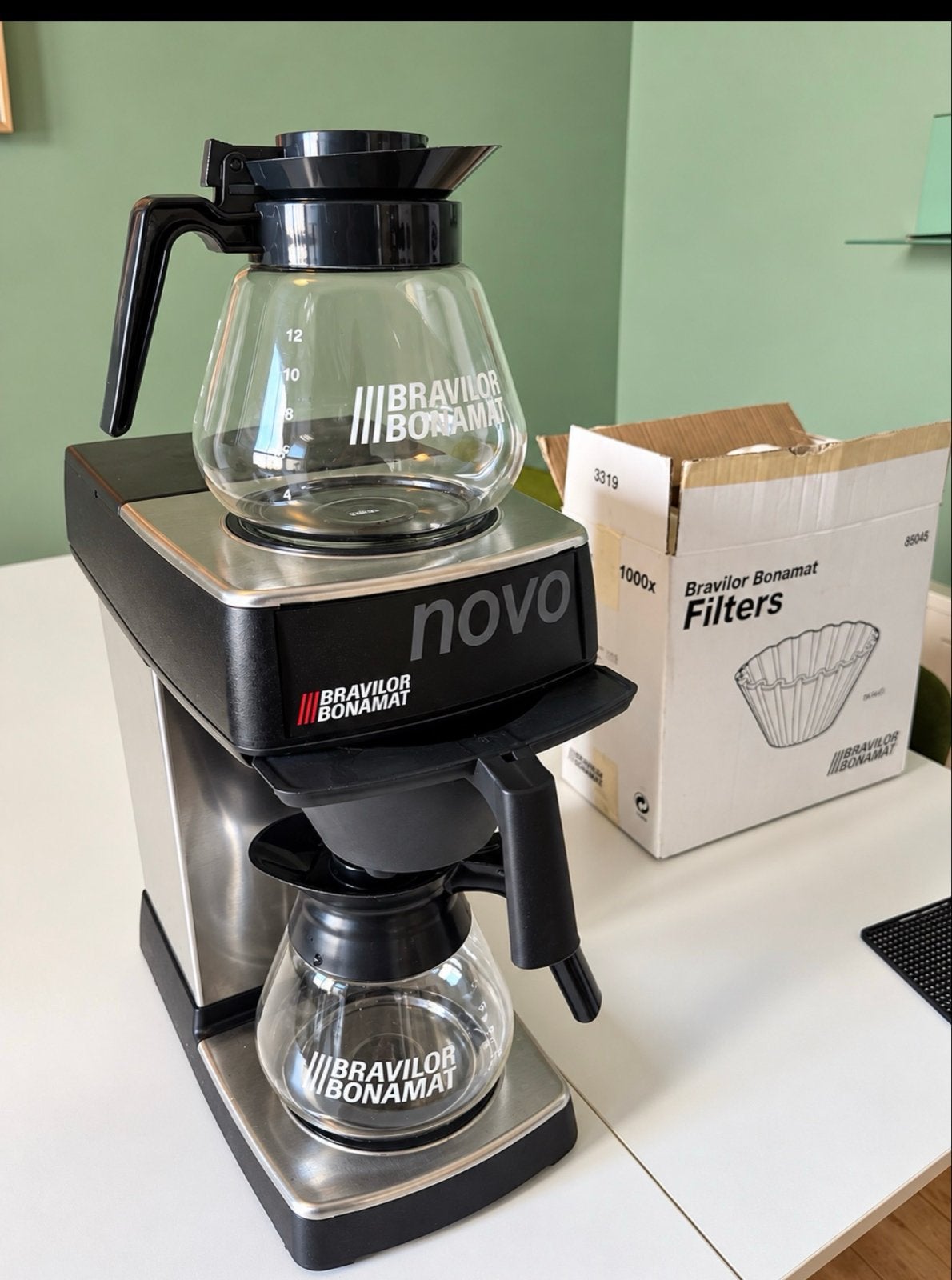 Bravilor Bonamat Novo professioneel koffiezetapparaat, Ophalen, Gebruikt, 10 kopjes of meer, Koffiemachine