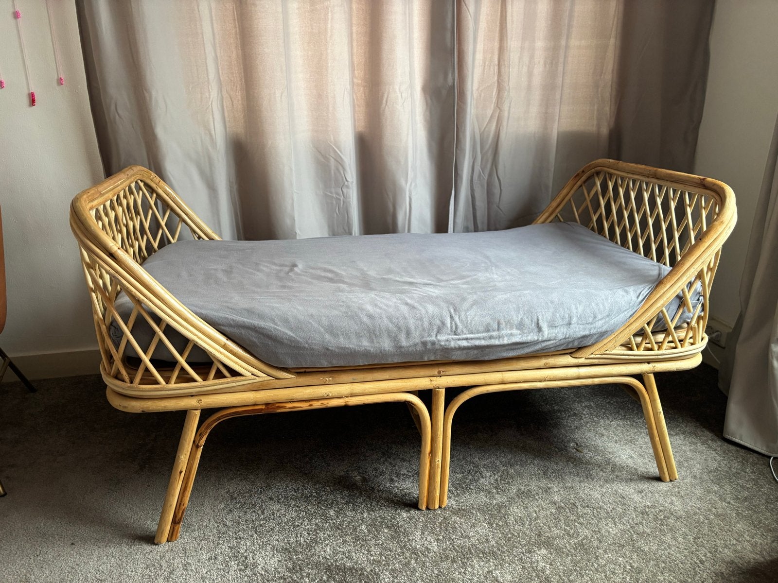 Rotan peuterbed, Kinderen en Baby's, Ophalen, Gebruikt, 140 tot 160 cm, 70 tot 85 cm