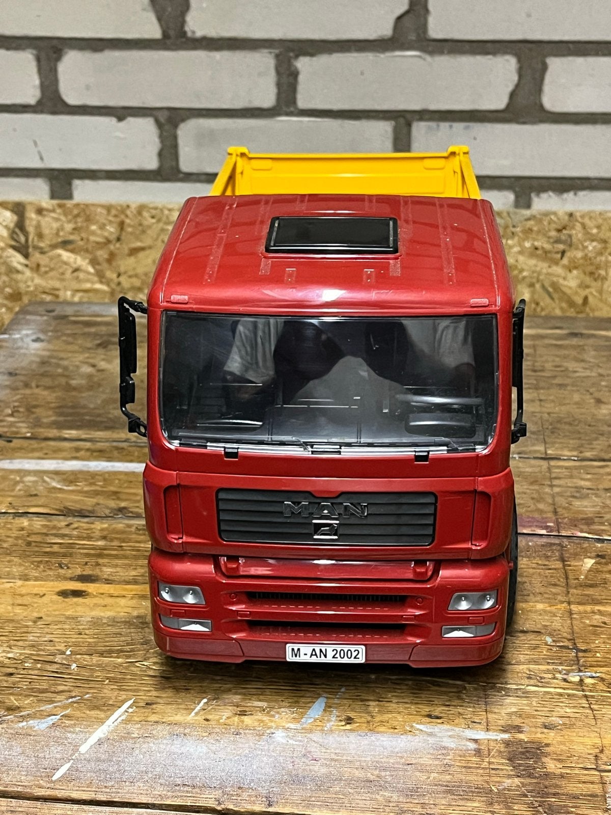 Bruder MAN TGA Kiepwagen - Rood/Geel Speelgoedtruck, Ophalen of Verzenden, Gebruikt