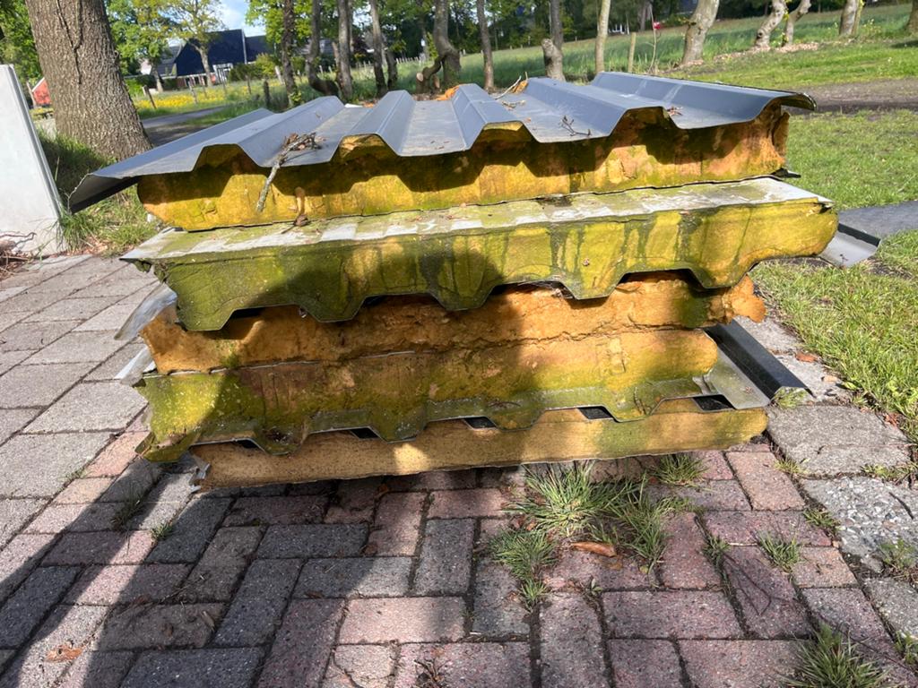 Gratis af te galen: Geïsoleerde dakplaten, Ophalen of Verzenden, Gebruikt, Hardschuim (Pir), 15 m² of meer