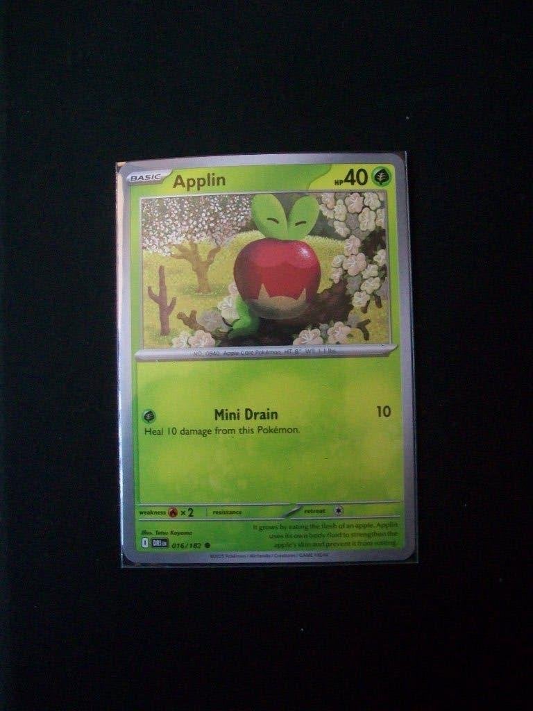 4776. Nieuwe Pokemon Kaart APPLIN HP 40 (016/182), Verzenden, Nieuw, Losse kaart