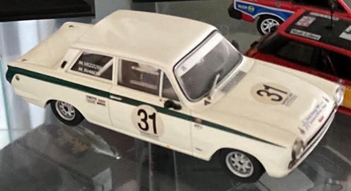 Revell Ford Cortina Lotus slotcar, Ophalen of Verzenden, Nieuw, Auto, Overige merken