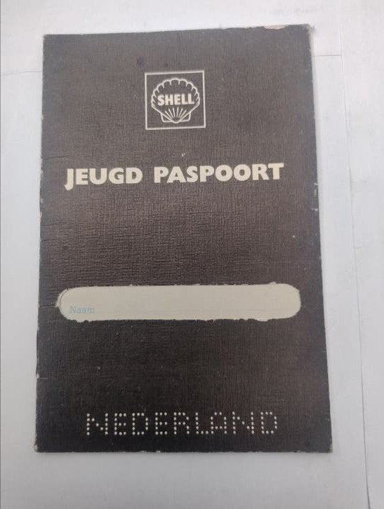 🔴 Shell jeugd paspoort uit 1966, Verzamelen, Ophalen of Verzenden, Gebruikt, Gebruiksvoorwerp