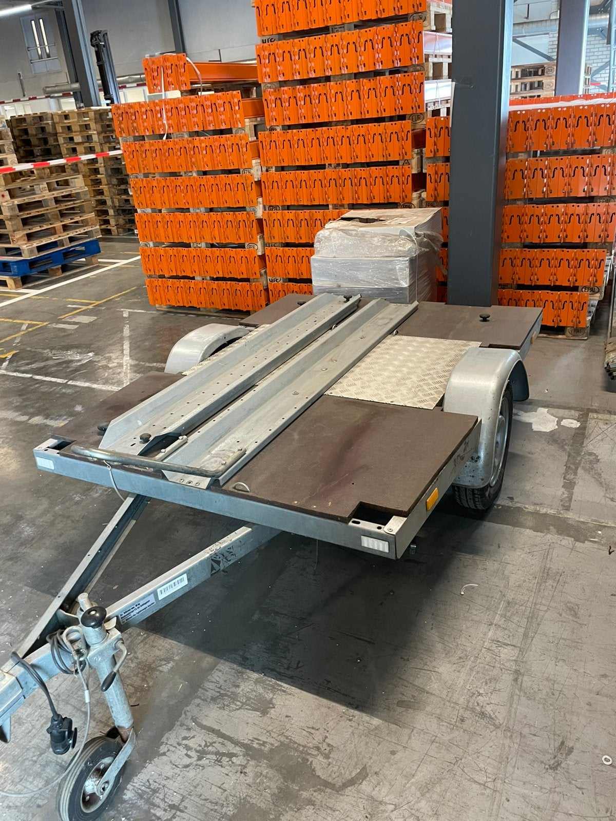 Keurige motortrailer, Ophalen, Gebruikt