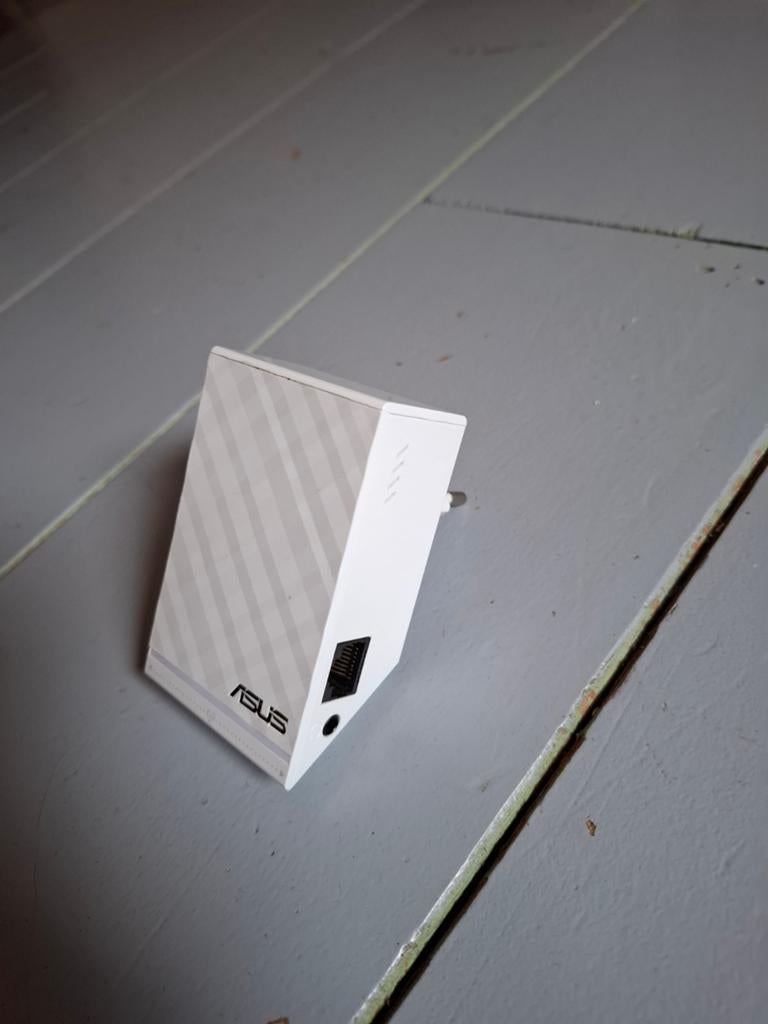ASUS RP-N14 wifi range extender, Ophalen of Verzenden, Gebruikt, Asus