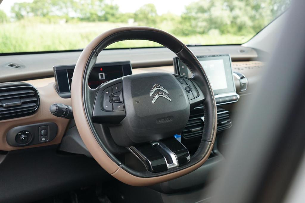 Citroen C4 Cactus 1.2 e-THP 110pk Shine - Blanc Nacré - Hab, Auto's, Voorwielaandrijving, Gebruikt, 995 kg, Leder