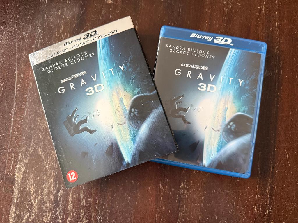 Gravity 3D Blu Ray met Blu Ray Box, Ophalen of Verzenden, Zo goed als nieuw, Science Fiction en Fantasy, Boxset