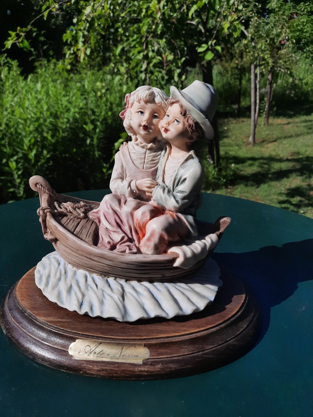 Beeldje Arte Nova "paar in bootje", Ophalen of Verzenden
