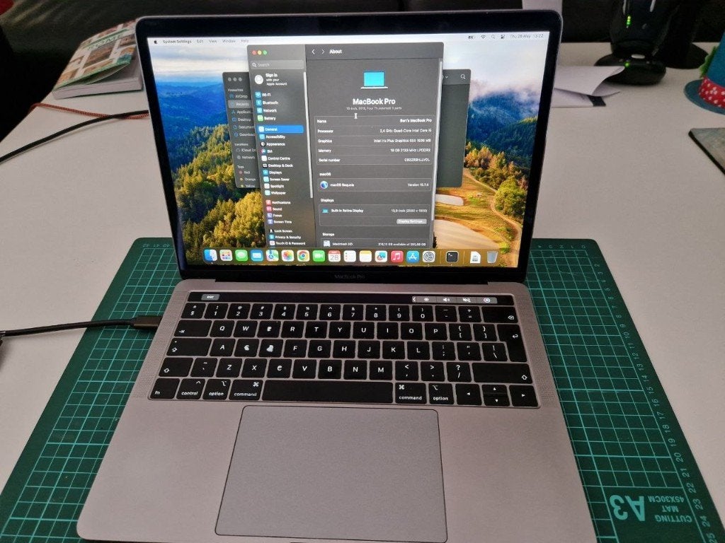 Apple Macbook Pro 13" Core i5 8th Gen, Computers en Software, Apple Macbooks, Gebruikt, MacBook Pro, 13 inch, 2 tot 3 Ghz, 256 GB