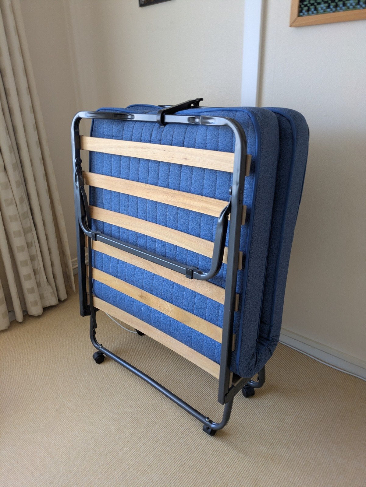 Opklapbed logeerbed op wieltjes met matras 80x190., Ophalen, Eenpersoons, Zo goed als nieuw, 80 cm