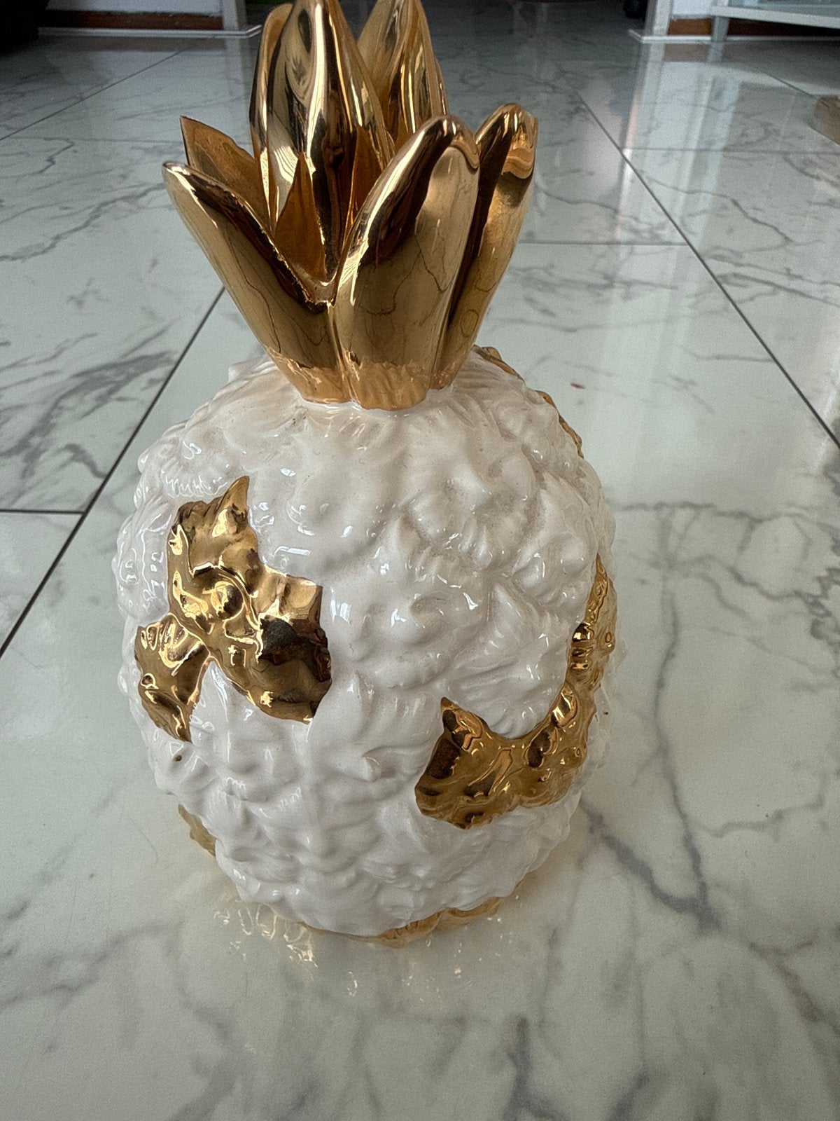 Decoratieve Ananas Wit/Goud - Keramiek, Meerkleurig, Ophalen of Verzenden, Zo goed als nieuw, Modern