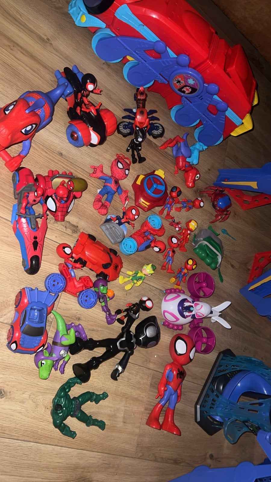 Grote Spiderman Speelgoed Collectie - Figuren, Voertuigen &, Ophalen, Zo goed als nieuw