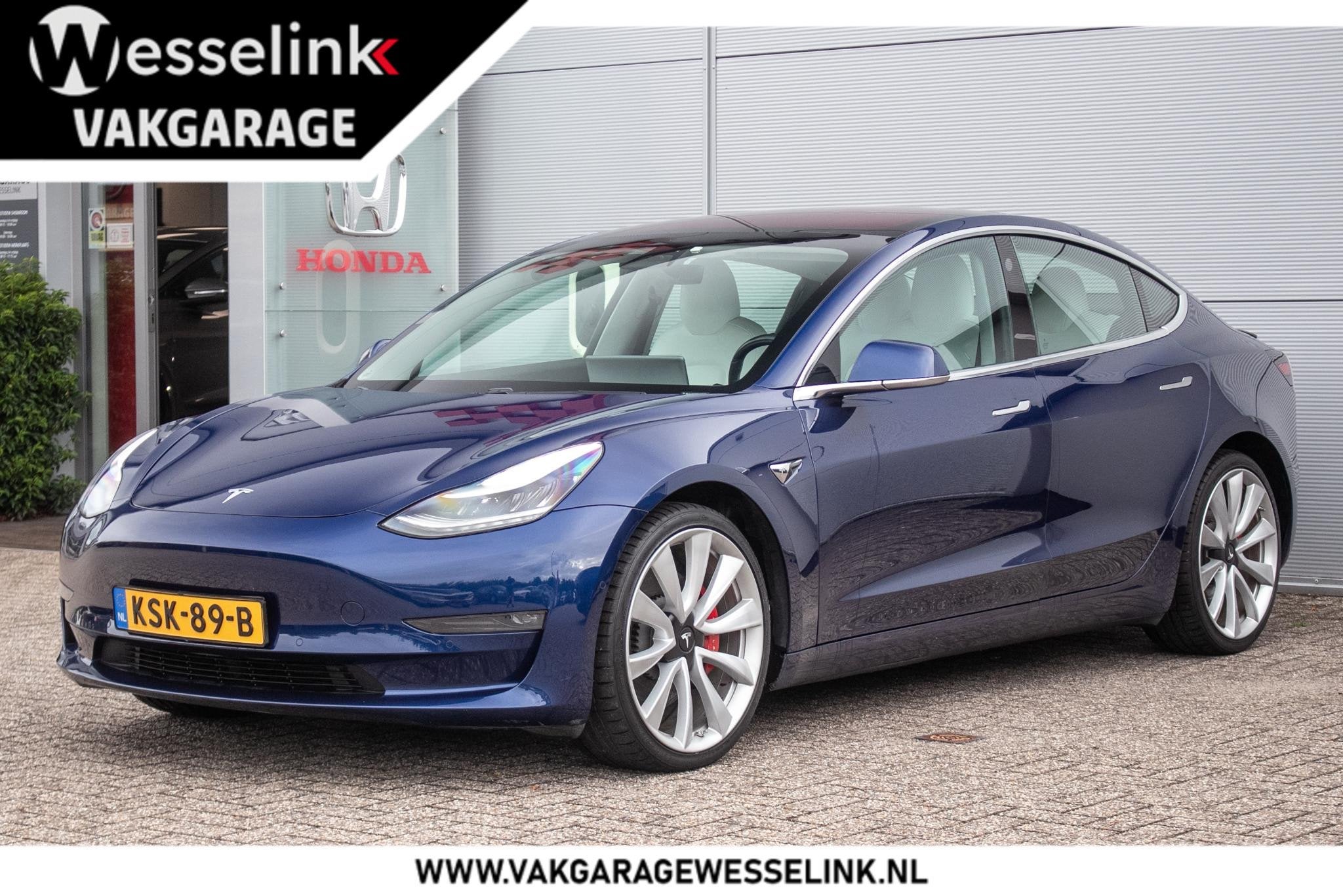 Tesla Model 3 Performance AWD 75 kWh - Stoel/achterb. verw., Automaat, Stof, 547 km, 462 pk
