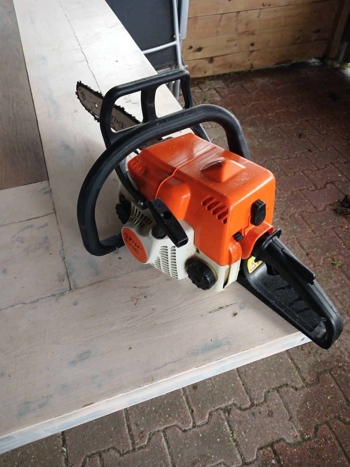 stihl ms180 kettingzaag, Ophalen