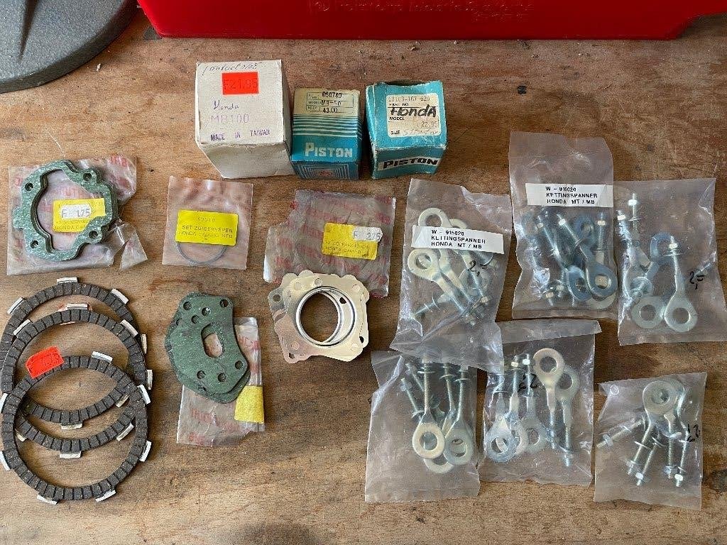 Lotje honda mt / camino onderdelen nos, Fietsen en Brommers, Brommeronderdelen | Oldtimers, Ophalen of Verzenden, Nieuw, Overige merken