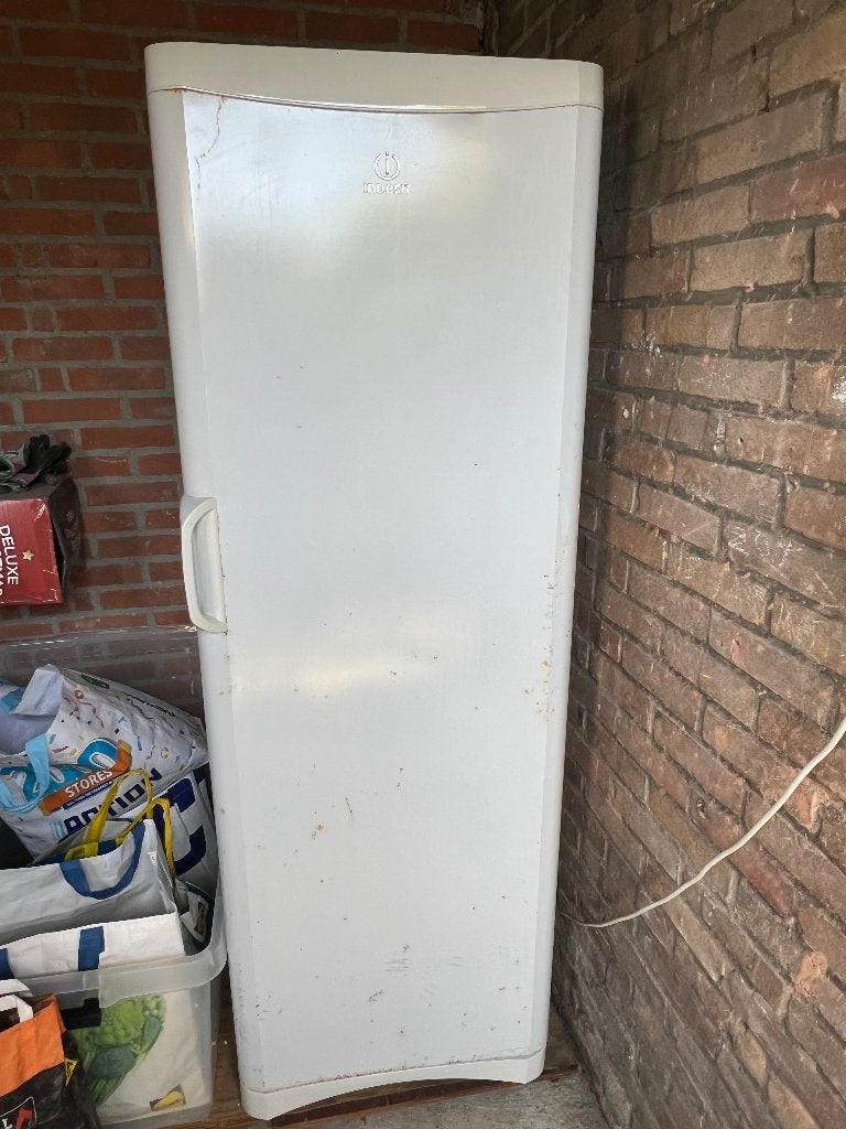 Koelkast indesit, Ophalen, 200 liter of meer, 160 cm of meer, 45 tot 60 cm
