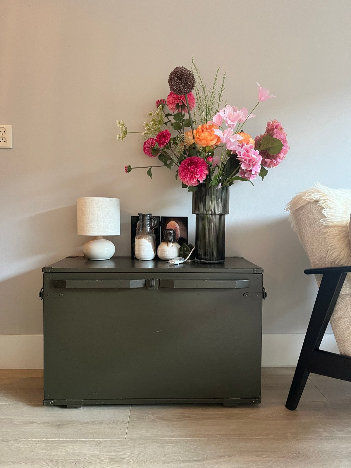 Vintage legerkist / opbergkist met houten interieur, Verzamelen, Militaria | Algemeen, Ophalen, Landmacht, Nederland, Kist of Geocache