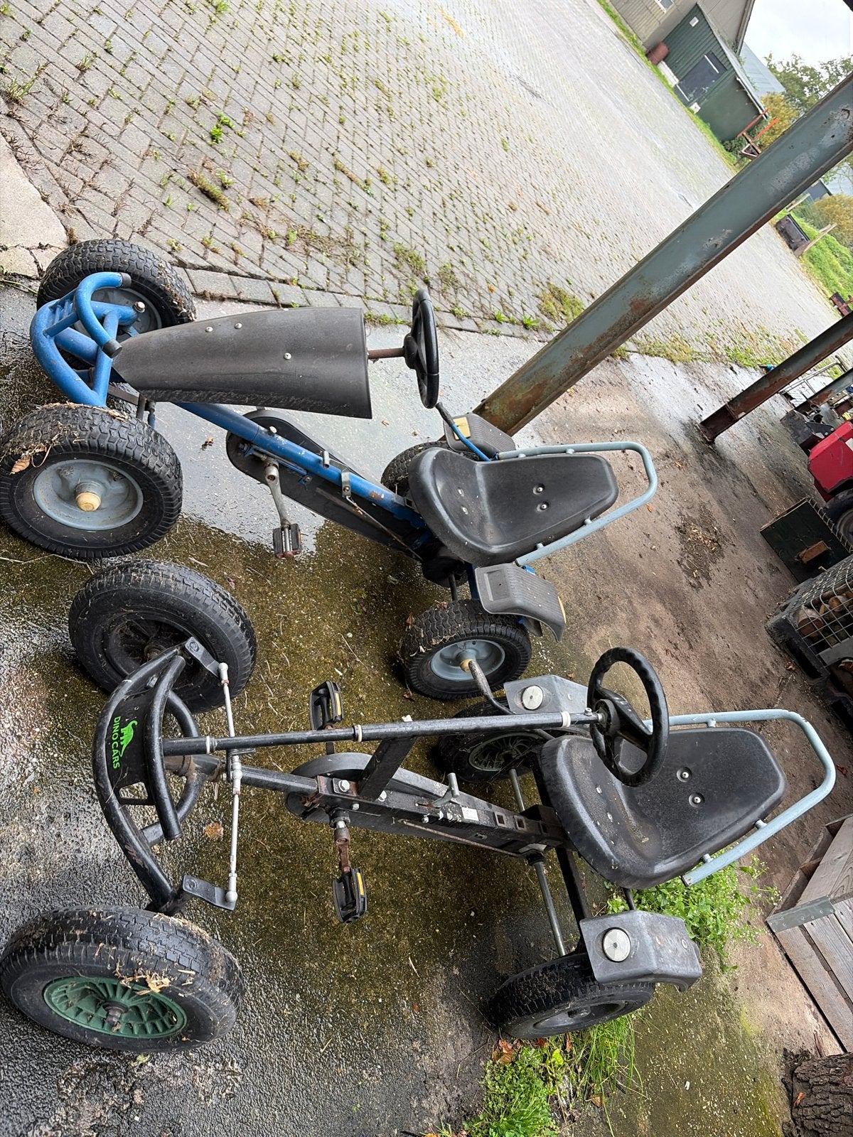Twee gebruikte skelters, ideaal voor kinderen, Ophalen, Gebruikt, Buffalo