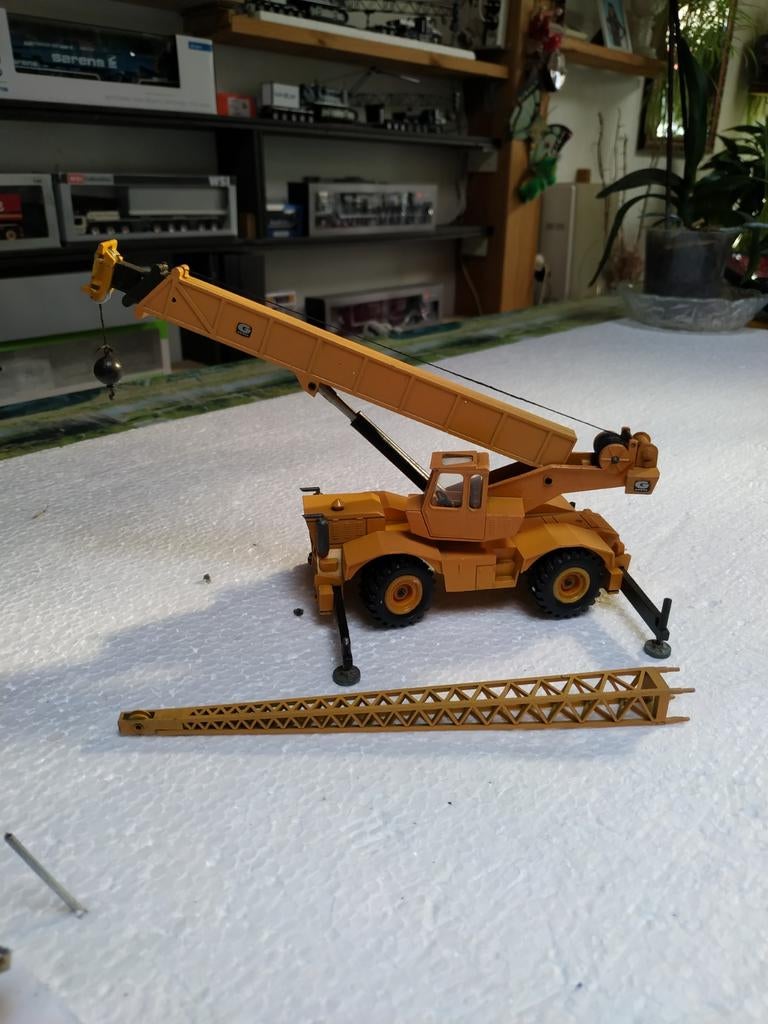 NZG Grove ruw terrein kraan model 149 met jib, Hobby en Vrije tijd, Modelauto's | 1:50, Ophalen of Verzenden, Gebruikt, NZG