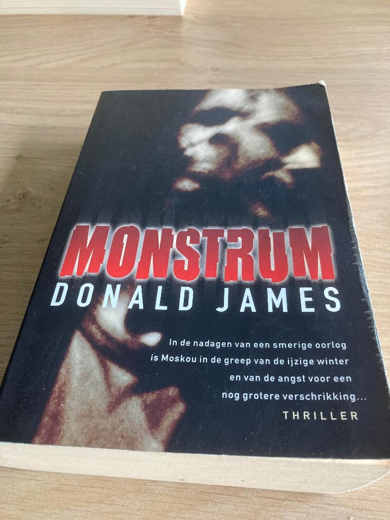 Boek Donald James, Boeken, Ophalen of Verzenden, Gelezen