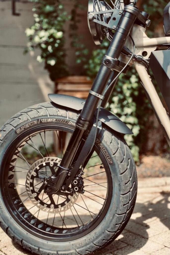 SUPER73 Custom Cafe Racer Front Fender RX, Ophalen of Verzenden