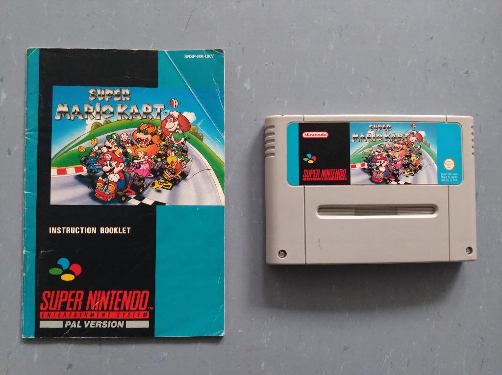 Super Mario Kart - Nintendo SNES PAL Game + handleiding, Gebruikt, Racen en Vliegen, 2 spelers, Ophalen of Verzenden