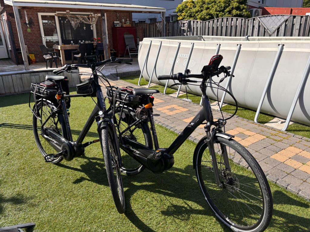 Hybride giant fietsen, Fietsen en Brommers, Elektrische fietsen, 59 cm of meer, Ophalen of Verzenden, Zo goed als nieuw