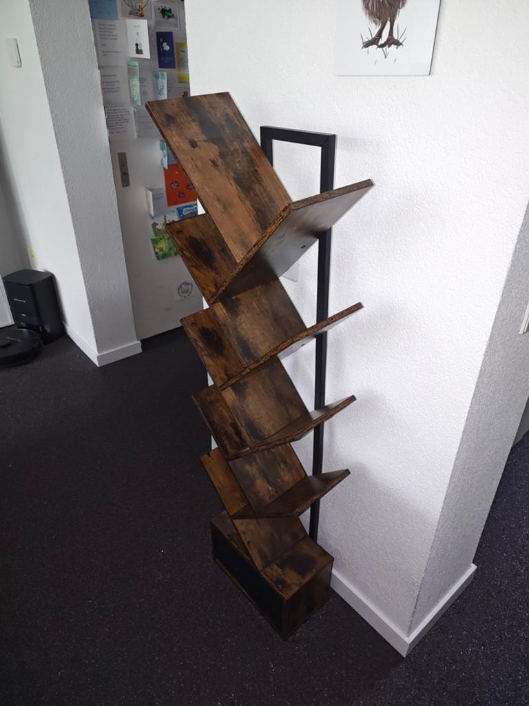 Unieke boekenkast met industriële look en opbergvak, Huis en Inrichting, Kasten | Boekenkasten, Met plank(en), Minder dan 50 cm