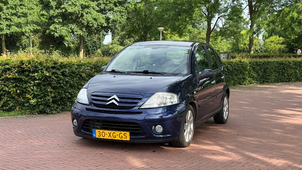 Citroën C3 Exclusive Automaat 2007 | 165.000 km, 1160 kg, 4 cilinders, 49 €/maand, Grijs