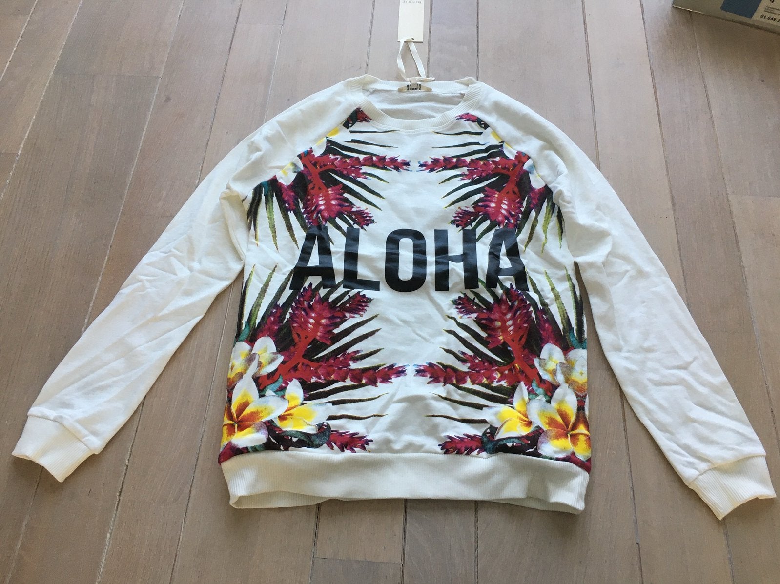 Nieuwe Nikkie Aloha Sweater (Off White) Maat: 34, Kleding | Dames, Ophalen of Verzenden, Nieuw