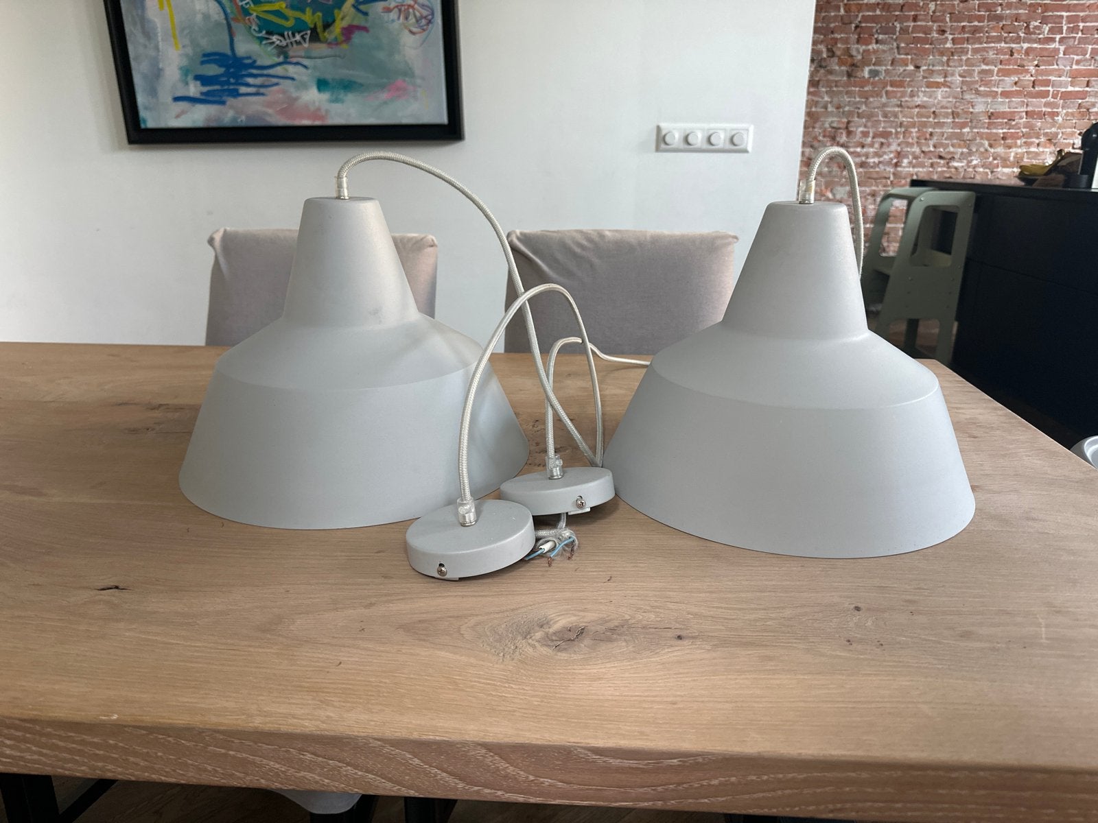 Set van 2 moderne grijze hanglampen, Ophalen of Verzenden, Zo goed als nieuw, Metaal, Minder dan 50 cm