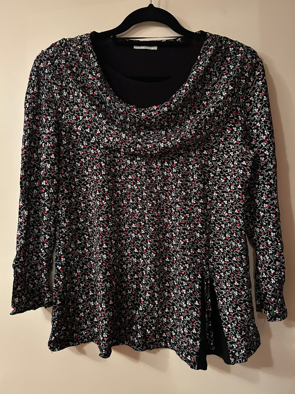 Zwarte blouse / shirt met bloemenprint, maat L, Kleding | Dames, Ophalen of Verzenden, Zo goed als nieuw, Zwart