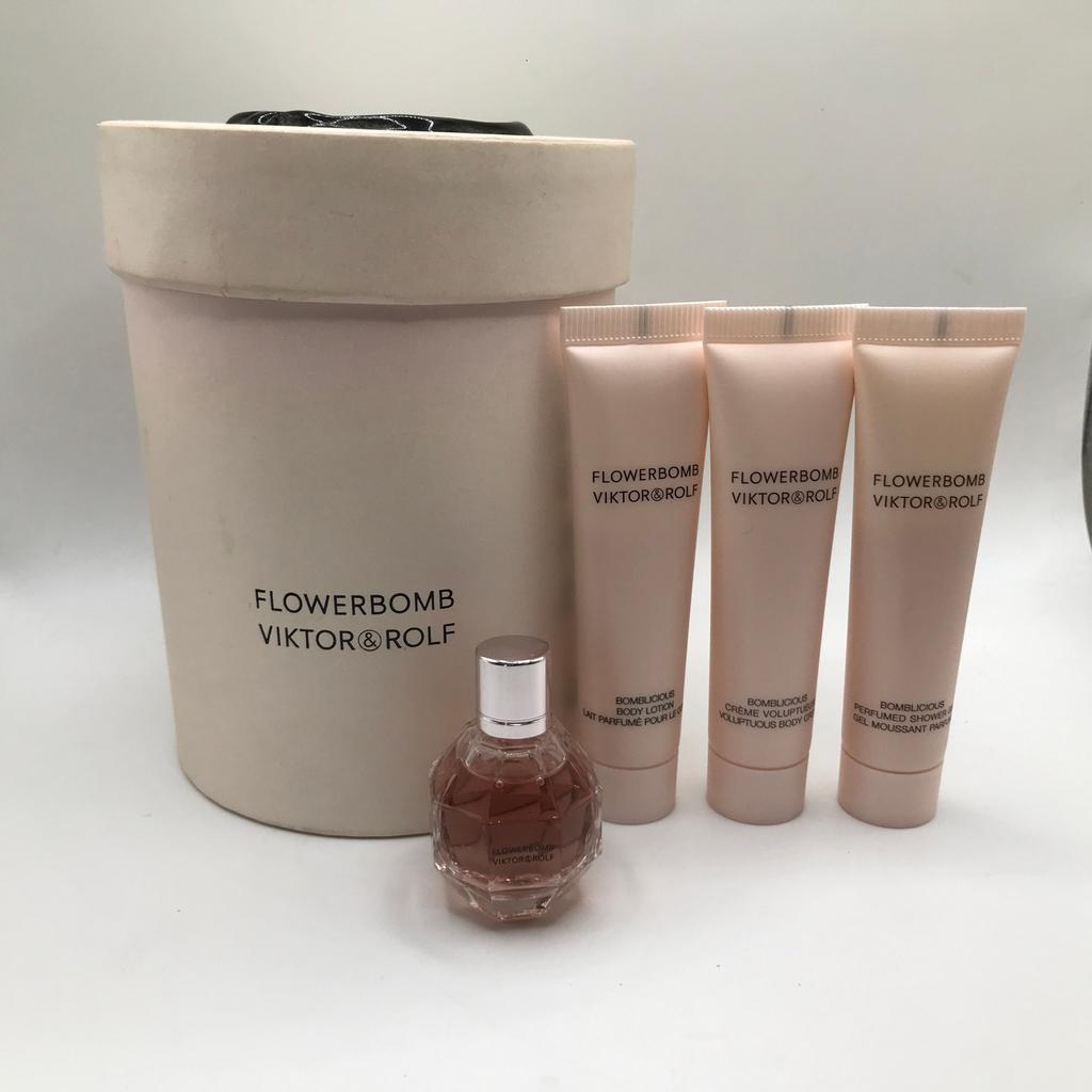 Viktor & Rolf Flowerbomb miniature set, Ophalen of Verzenden, Nieuw