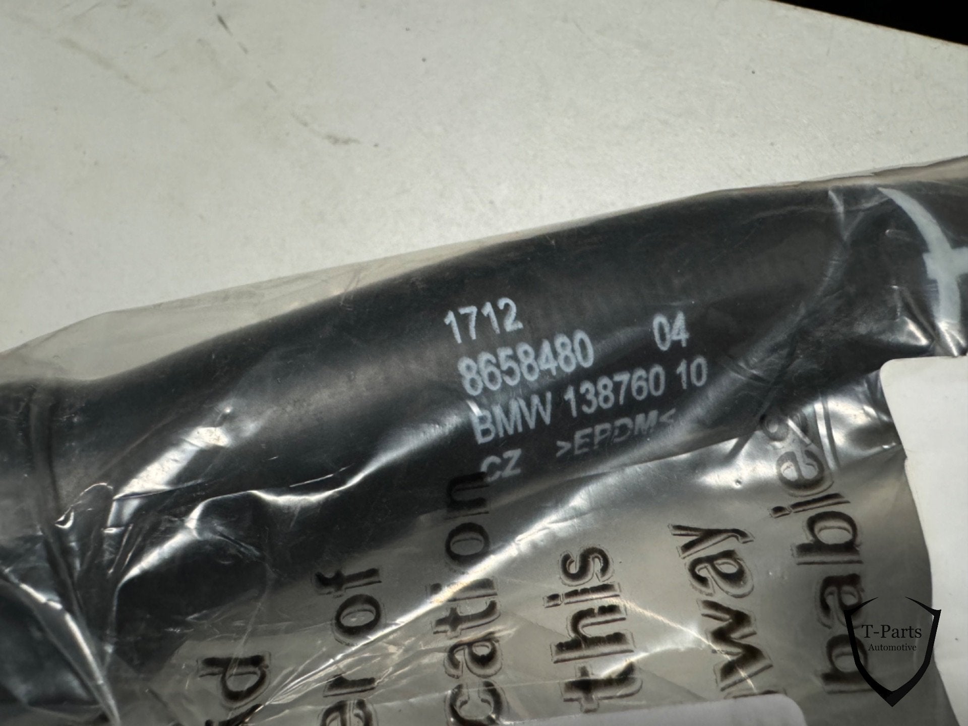 Bmw 1 2 3 4 sier slang radiateur 8658480, Auto-onderdelen, Info@fabrikant.eu, Ophalen of Verzenden, BMW, Fabrikantstraat 1
1000 AA  Amsterdam