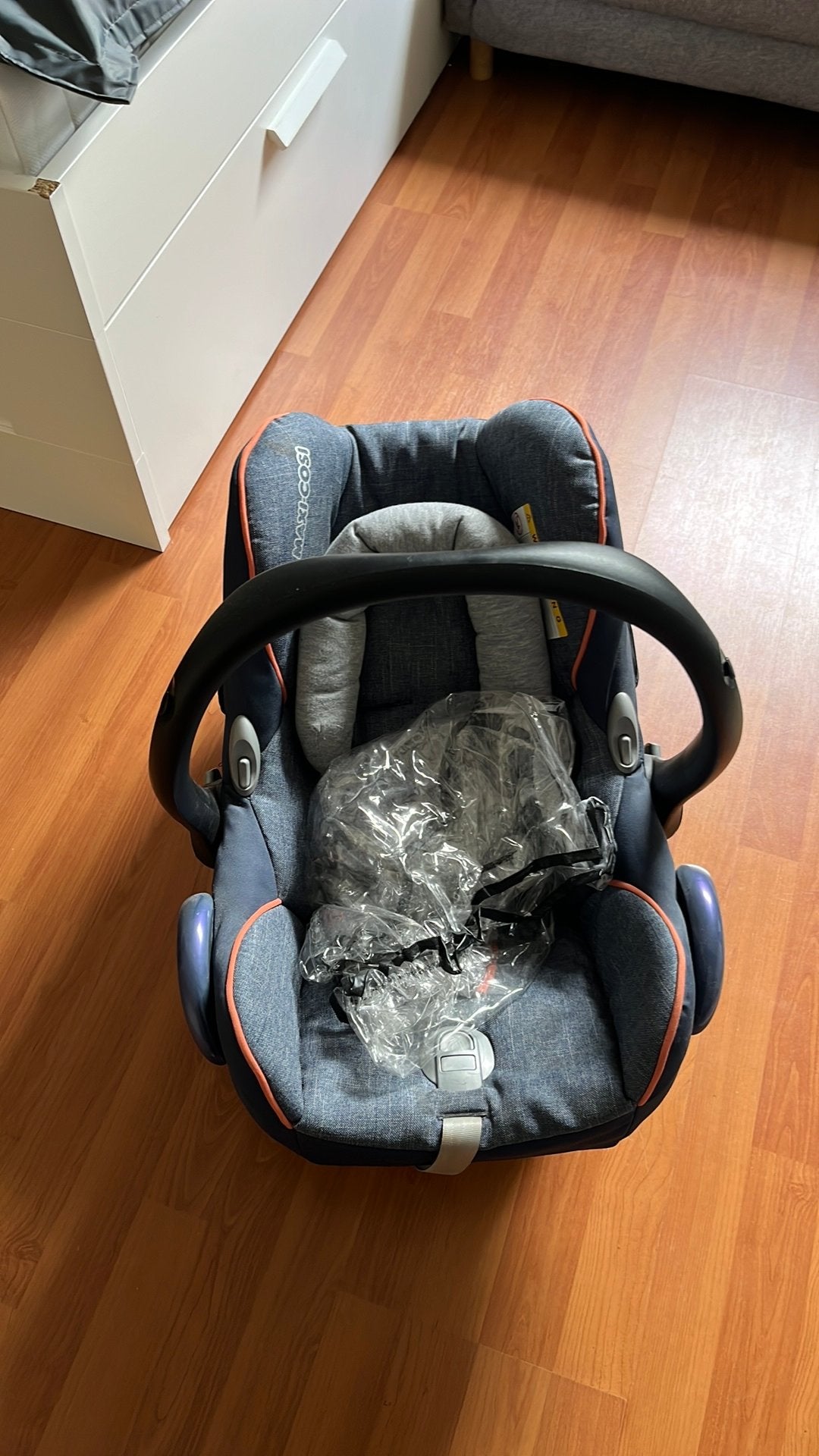 Maxi cosy gratis, Ophalen, Autogordel, 9 t/m 18 kg, Zo goed als nieuw