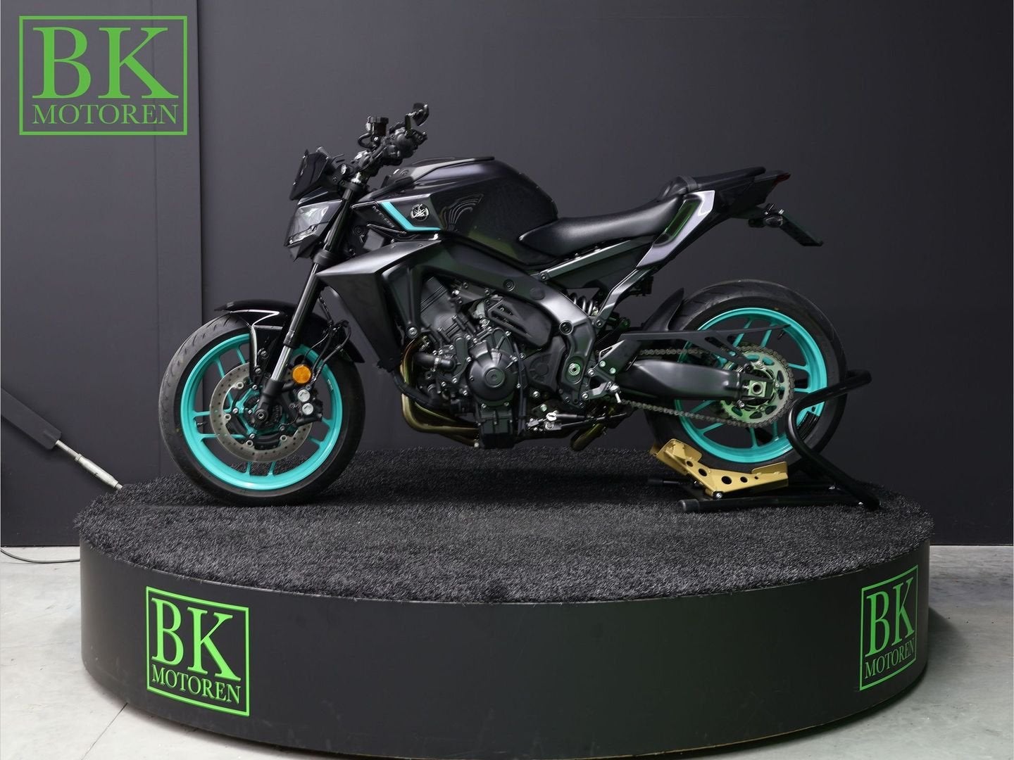 YAMAHA MT 09 Y-AMT | BK Performance Edition, 890 cc, Motorrijbewijs A, Bedrijf, Meer dan 35 kW