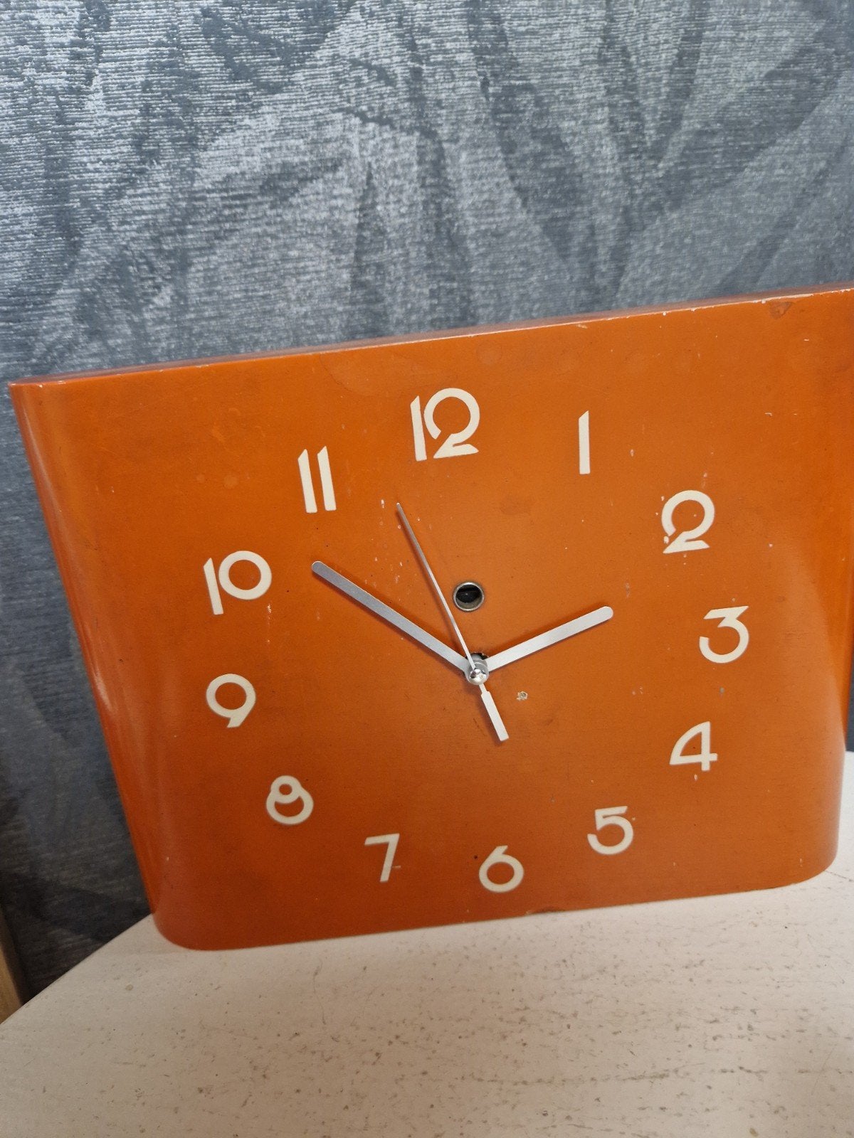 Vintage oranje wandklok - Jaren '70 design, Ophalen of Verzenden