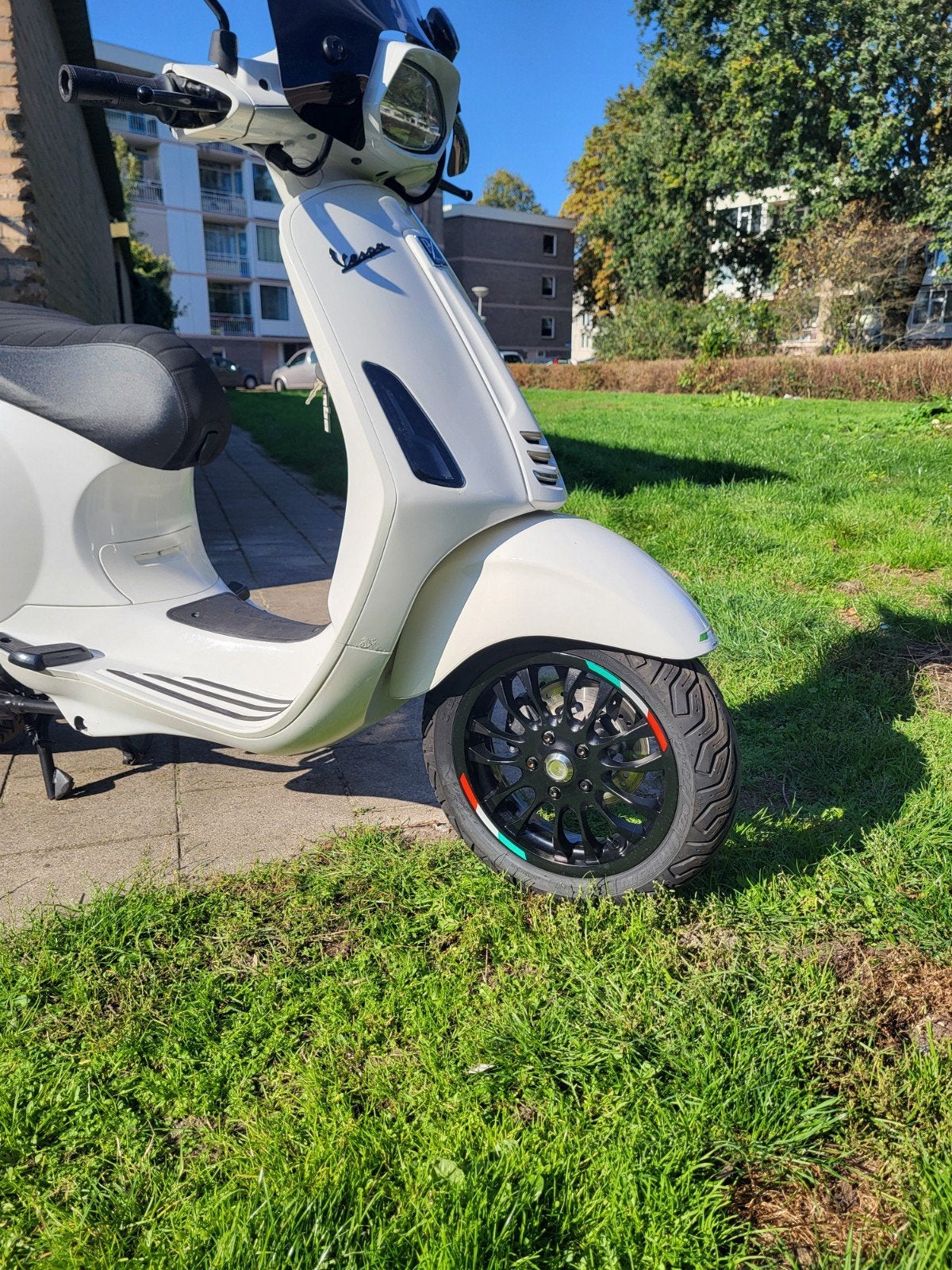 2017 vespa sprint, Fietsen en Brommers, Ophalen of Verzenden, Benzine