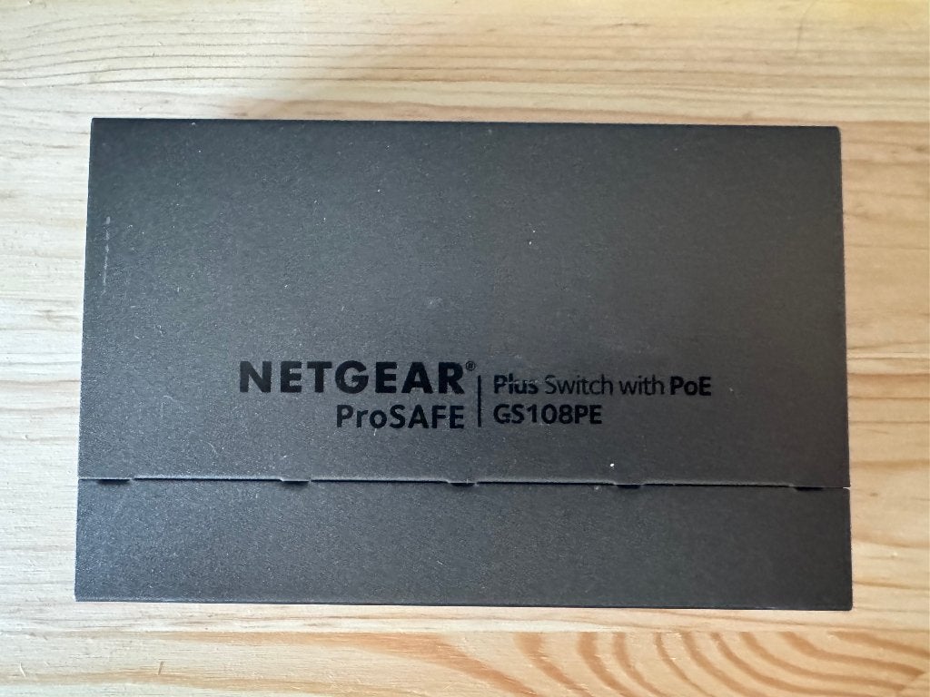 Netgear GS108PE v3 managed switch 8x gigabit, 4x PoE 53W, Ophalen of Verzenden, Gebruikt