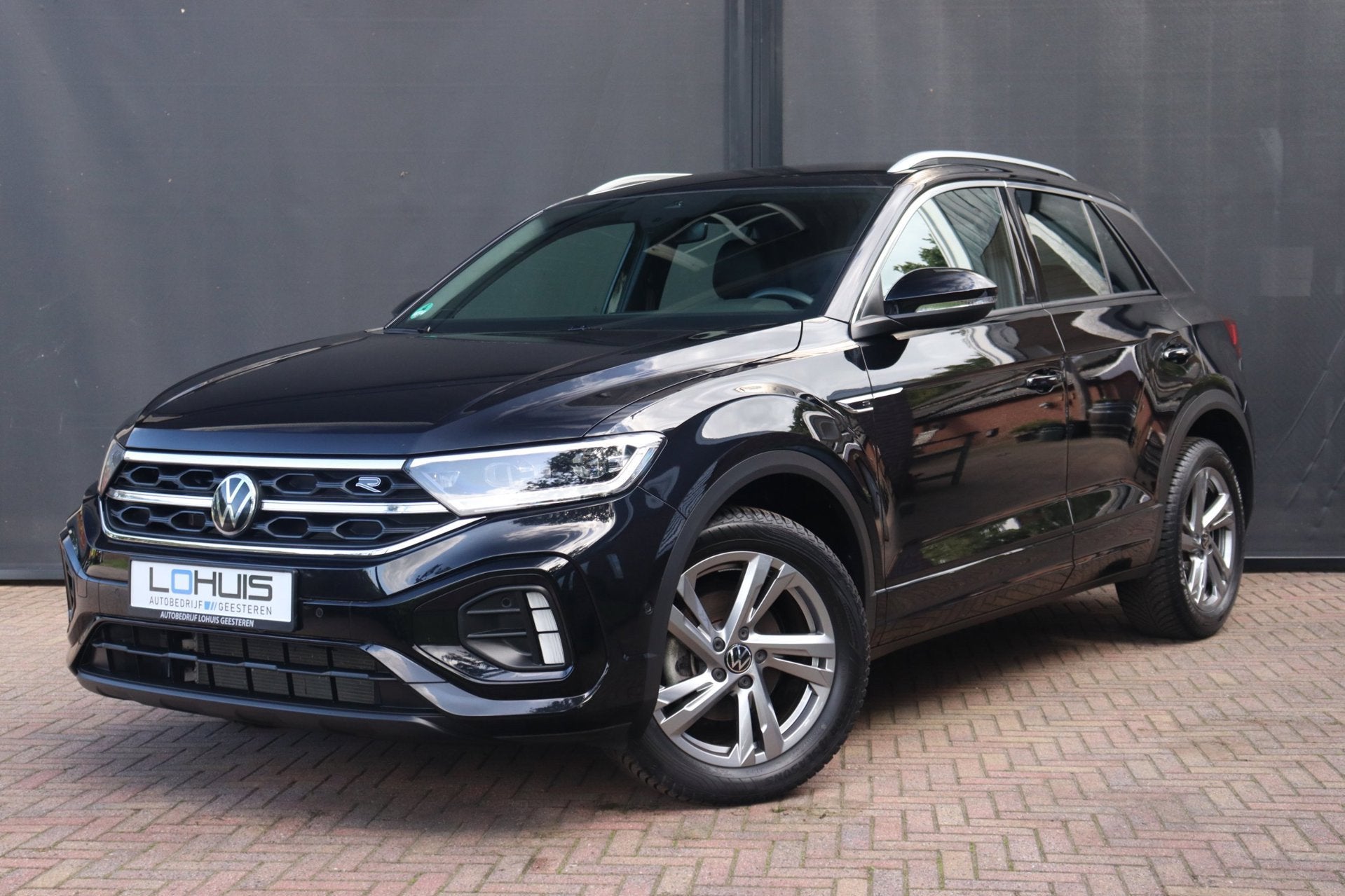 Volkswagen T-Roc 1.0TSI R-Line | ACC | CARPLAY | VIRTUAL | L, Voorwielaandrijving, Dealer onderhouden, Stof, Gebruikt