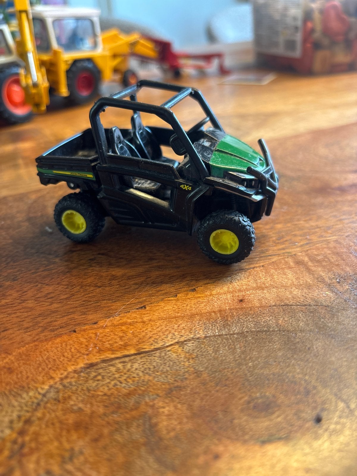 John Deere Gator 4x4 Speelgoedvoertuig, Ophalen, Zo goed als nieuw