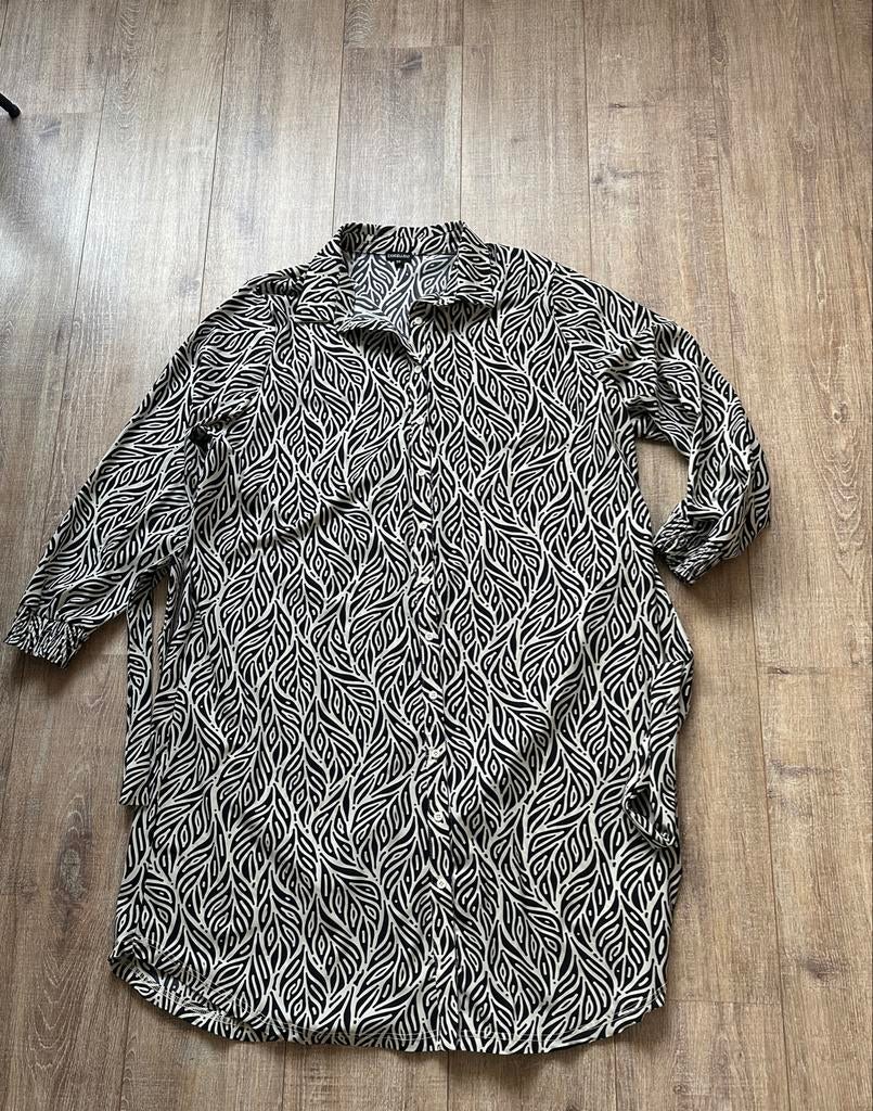 Jurk met bladprint Exxcellent maat 50, Kleding | Dames, Grote Maten, Ophalen of Verzenden, Zo goed als nieuw, Zwart, Jurk